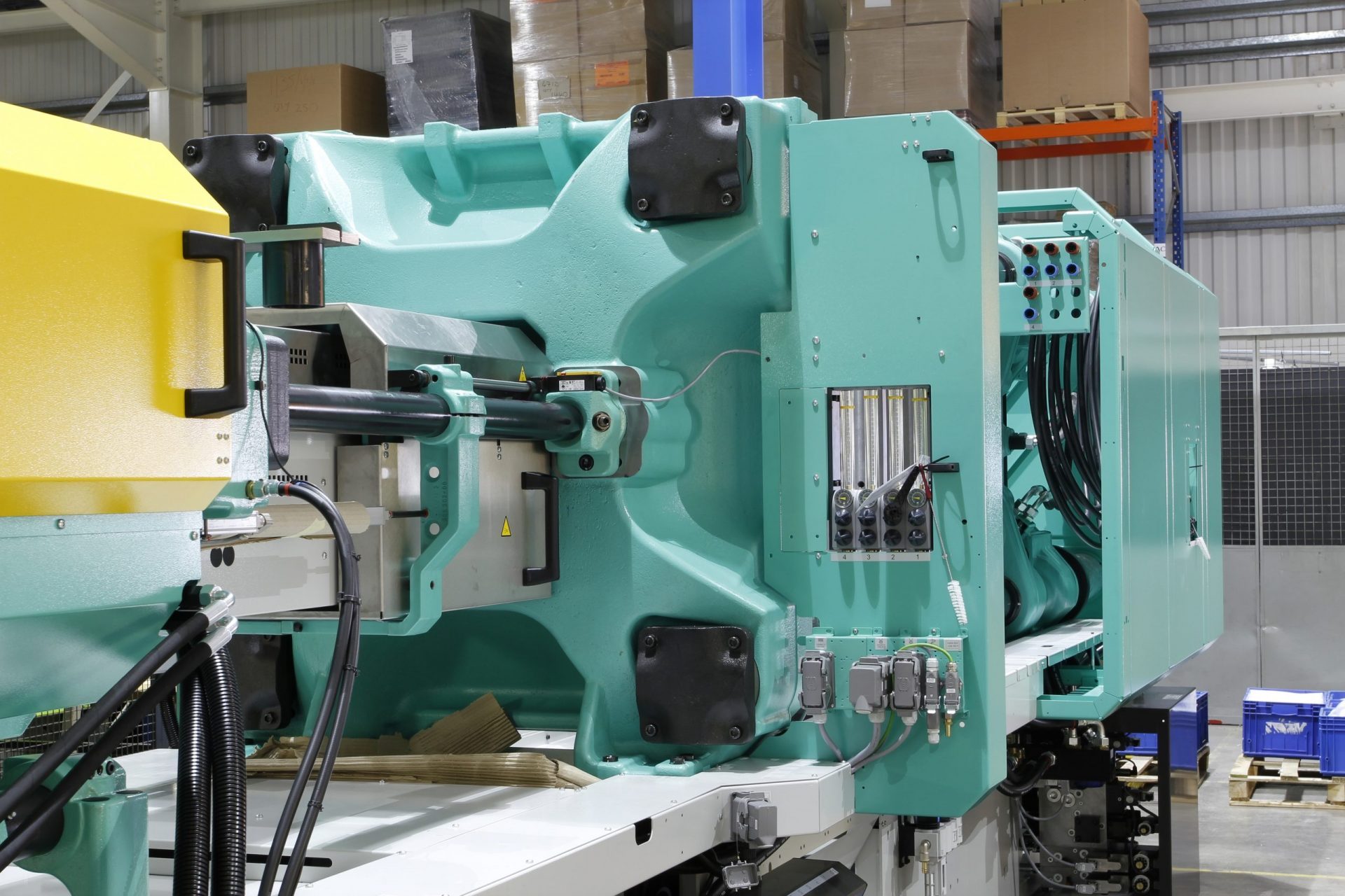 Injection molding machine service from Rolcon